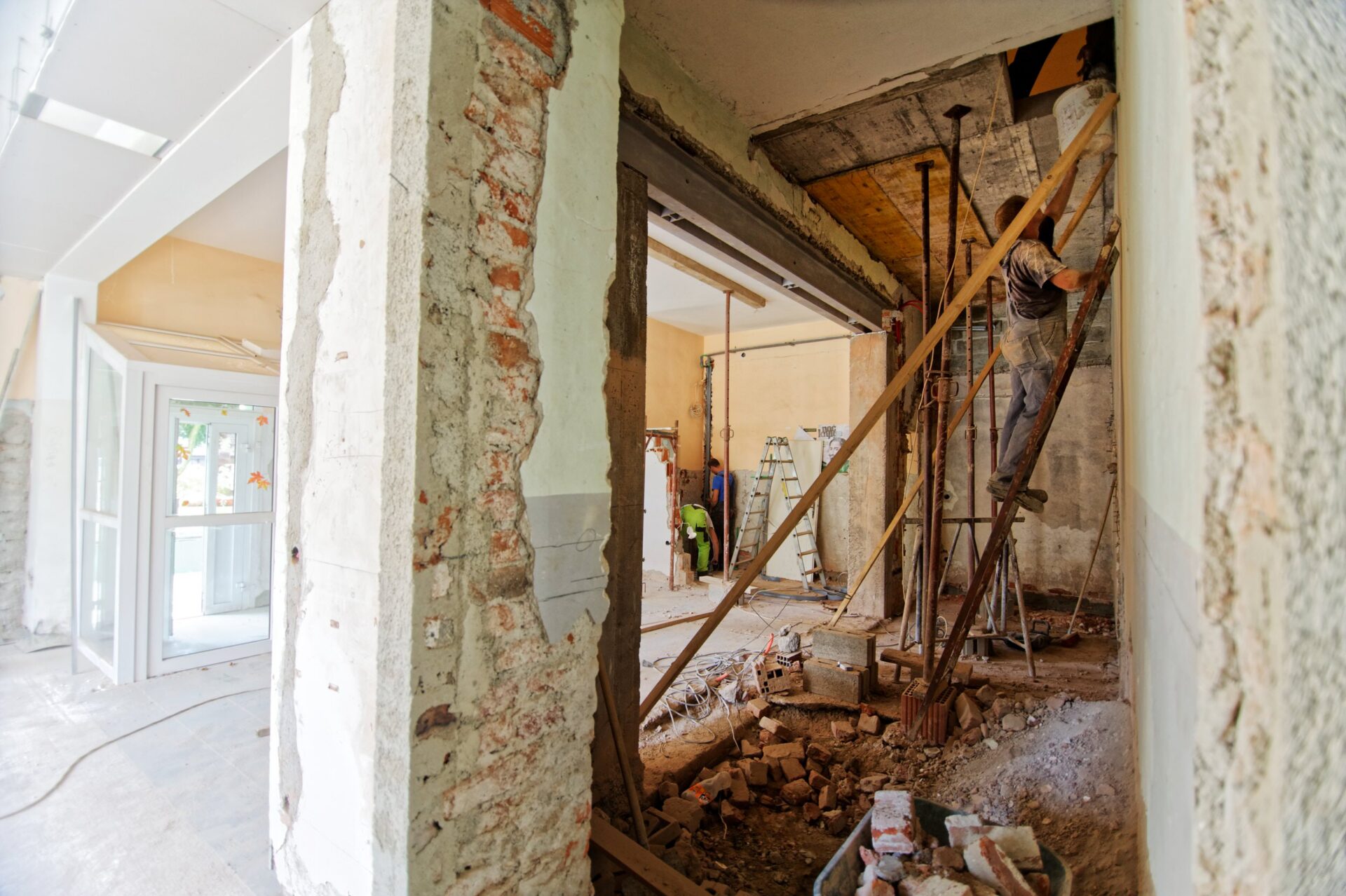 Home Renovation Projects that Need Portable Restrooms