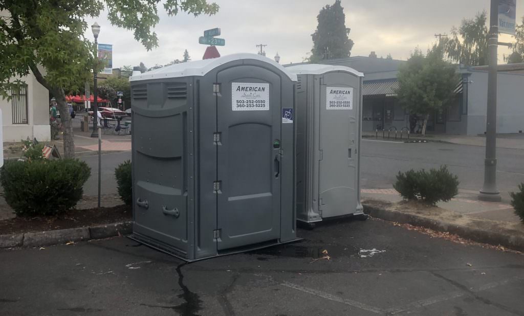 wheelchair accessible portable toilet rental in Salem, OR and Portland, OR